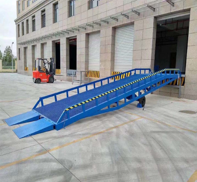 黑龙江移动式登车桥装卸